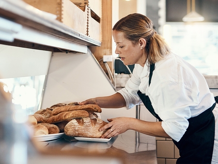 vildbjerg morgentjener medhjælper job